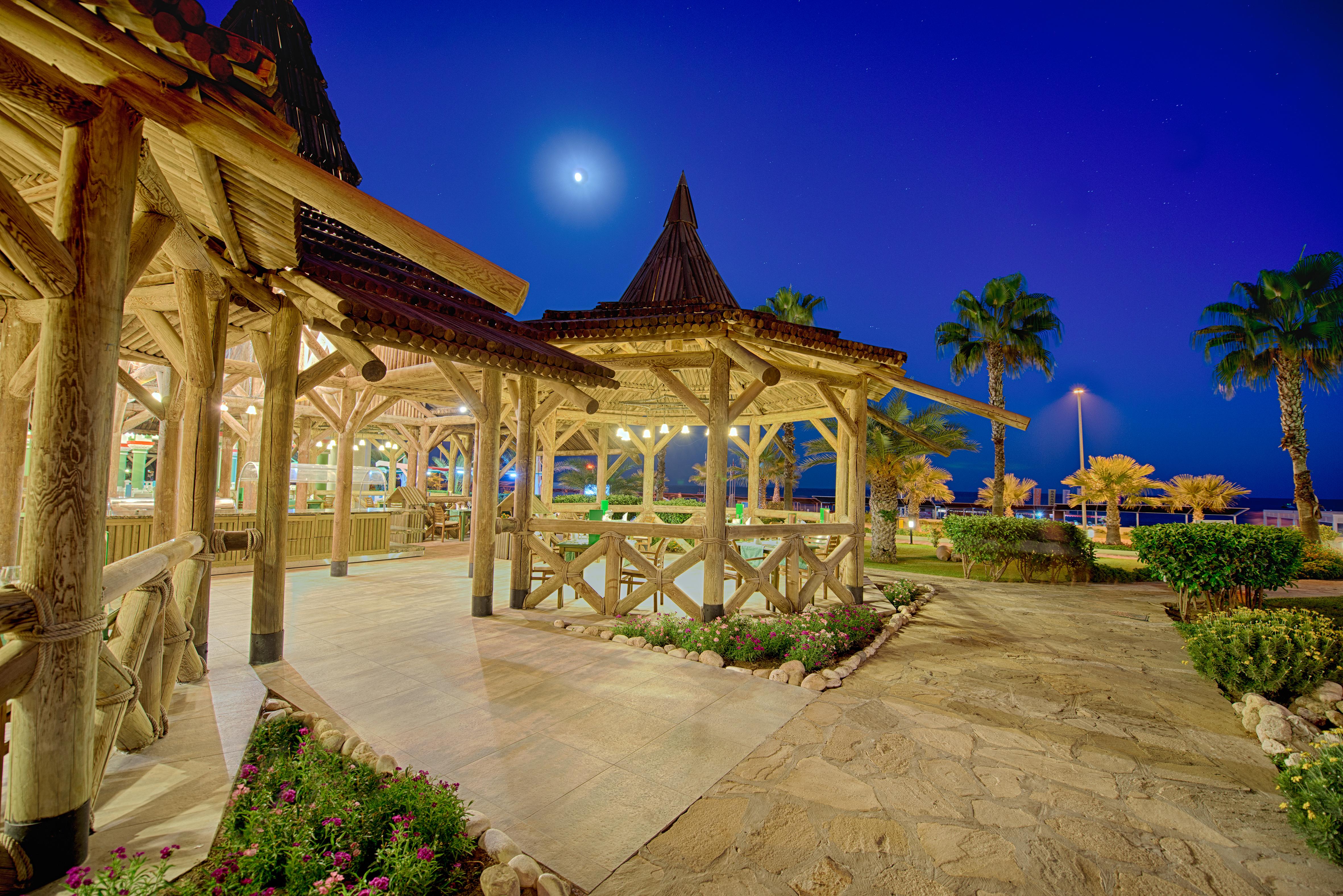 Sentido Kamelya Fulya Hotel & Aqua Colakli エクステリア 写真 The beach at the resort